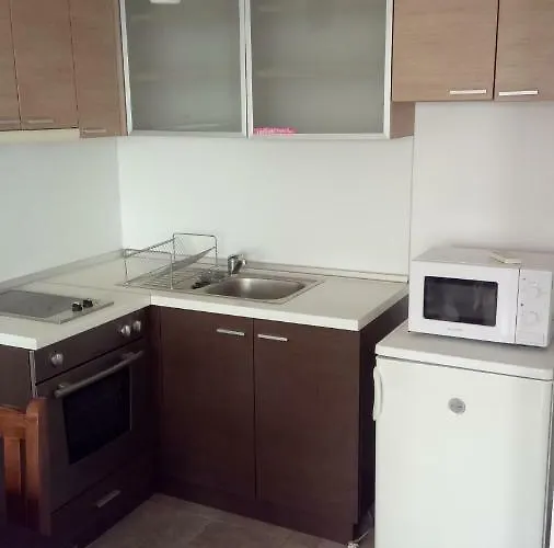 Marina Complex קברנה